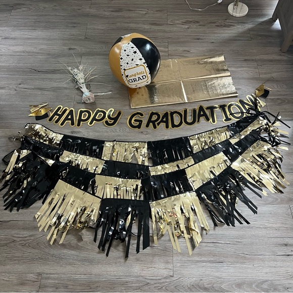 Black and Gold Graduation Decoration Set - Picture 1 of 9